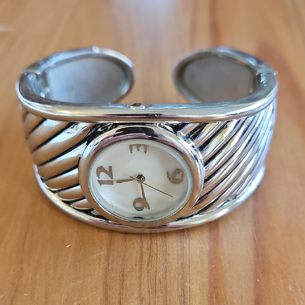 Silver Cuff Bracelet Watch OS